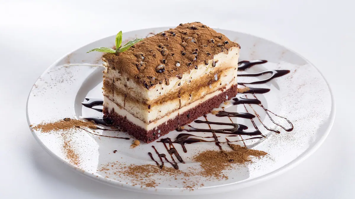 The White Cakery – cake shop in Ferndale, Kidderminster